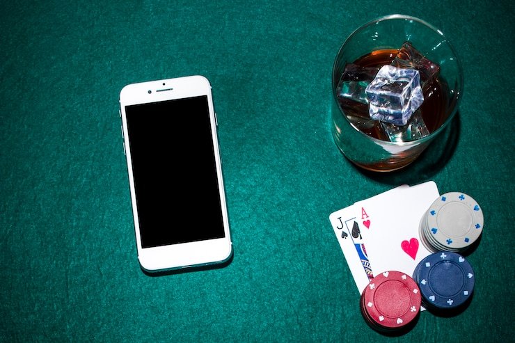 Pengguna nadimtoto Indonesia menikmati program hadiah dan reward poin loyalitas